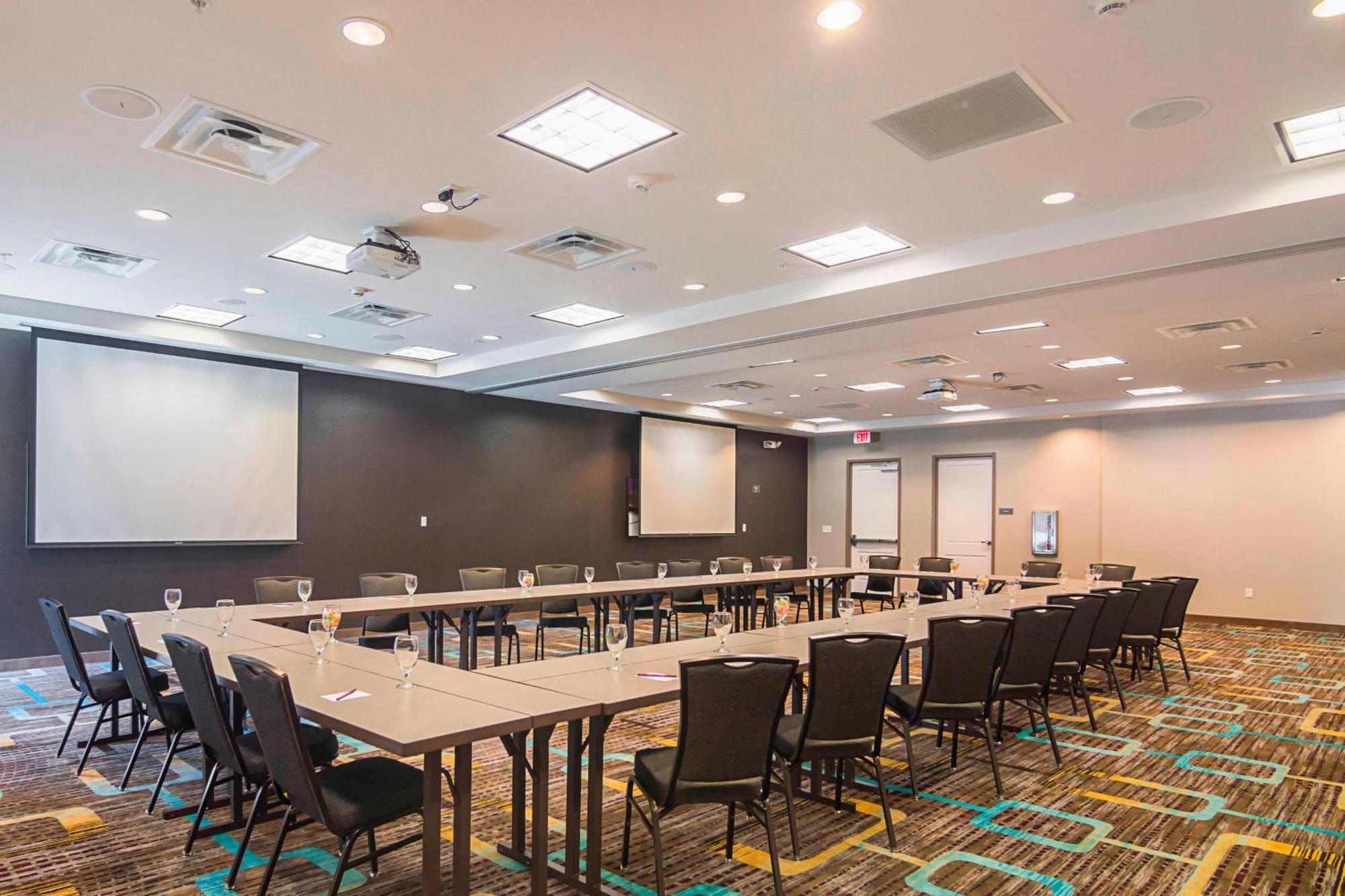 Residence Inn By Marriott Denton Esterno foto