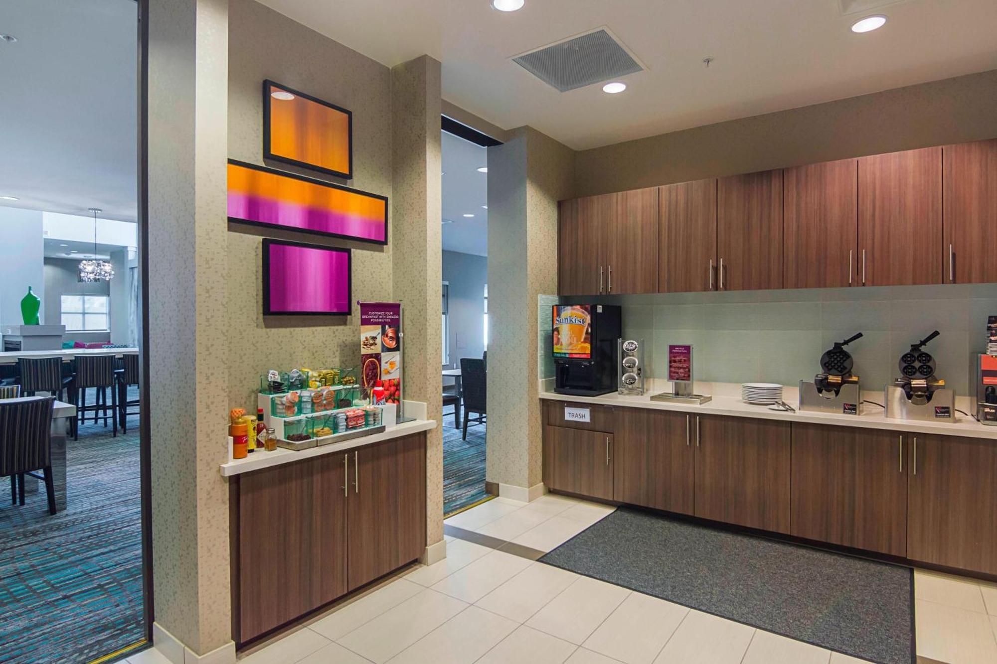 Residence Inn By Marriott Denton Esterno foto